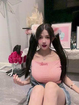 脑婆睡醒啦抖音直播精华，她如何抓住观众的目光