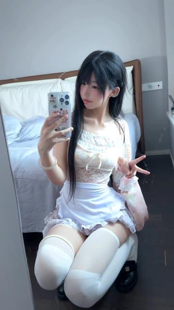 奈芙芙(碎觉觉)跳舞视频,她的舞蹈为何如此受欢迎 奈芙芙(碎觉觉)跳舞视频,她的舞蹈为何如此受欢迎