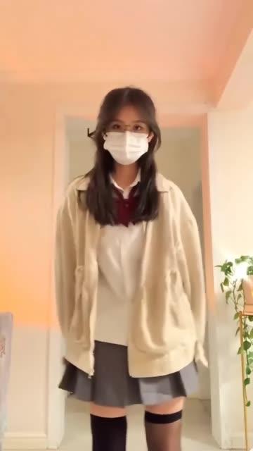 快手燕儿视频合集全解析，她的舞蹈为何屡次引爆快手？