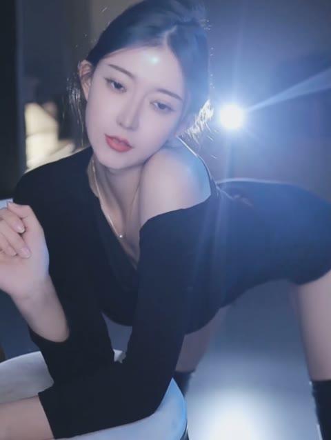 Bigolive@垚曦密码房透视丁字热舞，带你揭秘直播中的惊艳瞬间