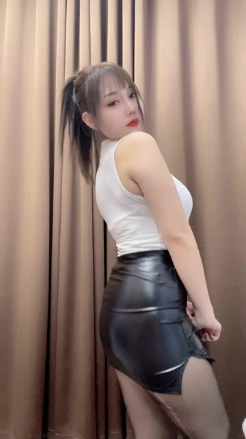 快手玲儿超甜的秘密群视频，揭秘会员群中的私密视频