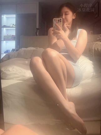 冰泉女神和豪哥是谁啊图片大全，收集他们的高清图片和资料