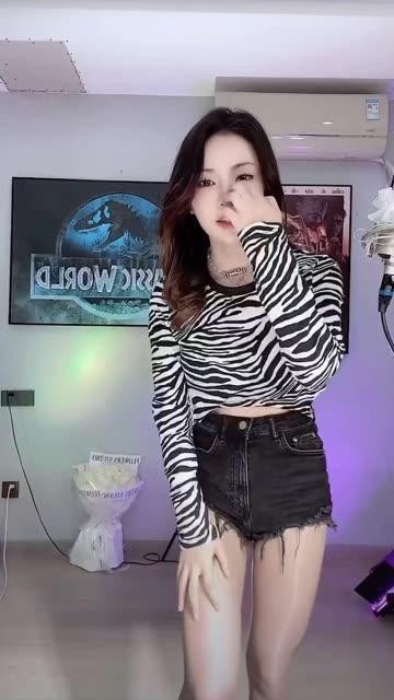 一只霸王兽最新视频全集,最新热舞资源分享与下载 一只霸王兽最新视频全集,最新热舞资源分享与下载