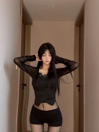 一只树懒直播跳舞记录，她的才艺表现为何获得粉丝称赞？