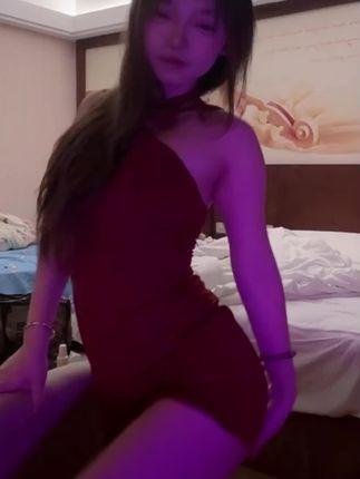 快手男王黑料曝光,网红男王的争议事件剖析 快手男王黑料曝光,网红男王的争议事件剖析