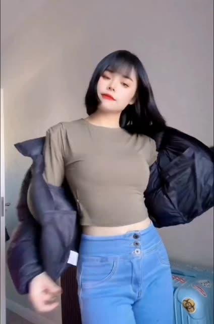 安琪悦热舞背后真相,她的舞蹈为何能火遍全网? 安琪悦热舞背后真相,她的舞蹈为何能火遍全网?