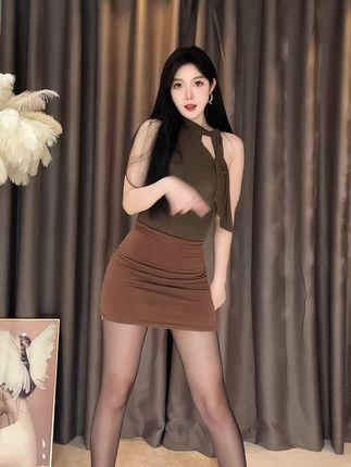 圈圈吖土豪定制舞全集，如何获取她的顶级定制视频资源？