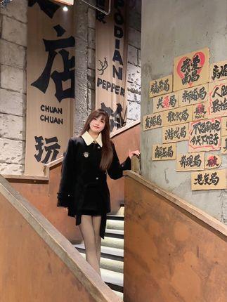 十万口草莓粥粥私人写真套图合集下载，B站舰长的特别福利