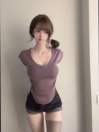 小马漫漫直播活动，了解她的直播互动与精彩瞬间