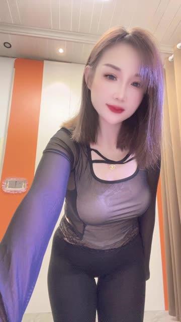 快手玲儿超甜5月私拍，她的5月最新舞蹈视频分享