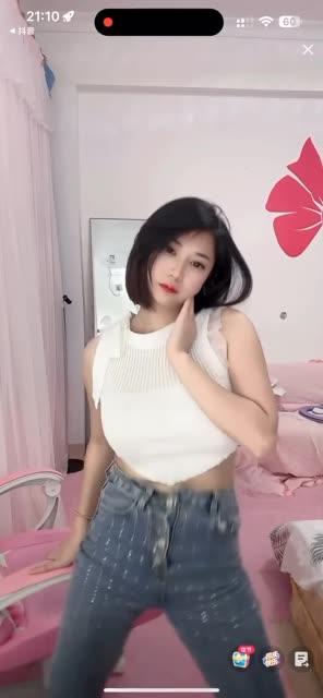 快手小奶球私人订制视频曝光，小奶球的视频资源