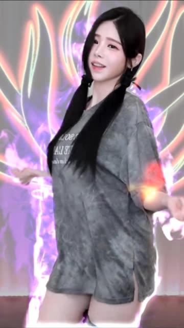 BJ黑珍珠女团成员成就，明星发展BJ黑珍珠女团成员背后的成就