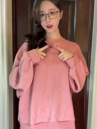 轩子巨二兔回归微密圈,最新内容抢先体验 轩子巨二兔回归微密圈,最新内容抢先体验