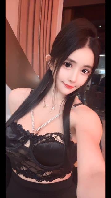 雪儿baby跳舞视频回顾，魅力舞姿震撼全场