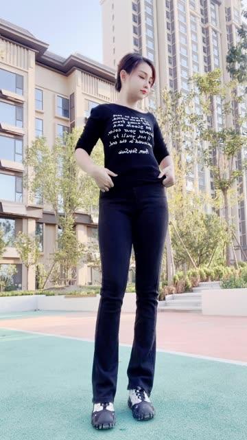 快手玲儿超甜最新舞蹈作品,她的新作视频在哪里看? 快手玲儿超甜最新舞蹈作品,她的新作视频在哪里看?