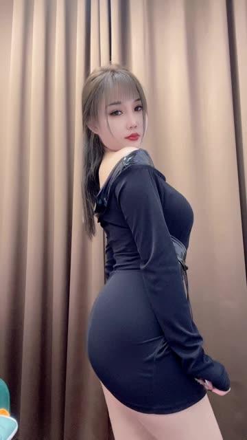 快手玲儿超甜千斤顶舞蹈，独特动作带来的视觉冲击