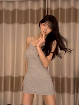 一只树懒的创业之路揭秘,从视频到直播,她是如何吸引粉丝的? 一只树懒的创业之路揭秘,从视频到直播,她是如何吸引粉丝的?