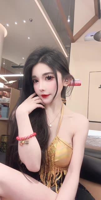 快手舞蹈达人雪儿baby档案揭秘，她的过去与现在