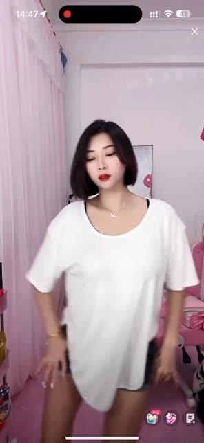 快手小奶球的事件起因，热门事件深度分析