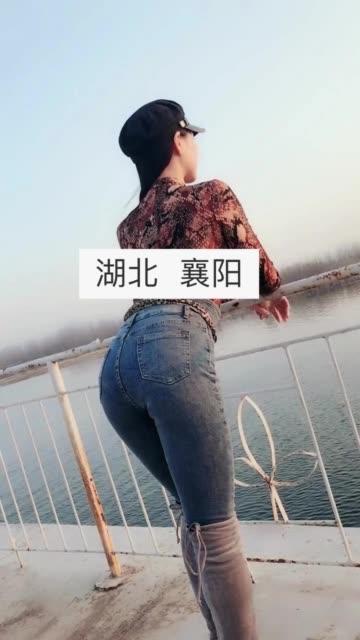 二姐疼你后续发展方向，她在网红界的未来走向如何？