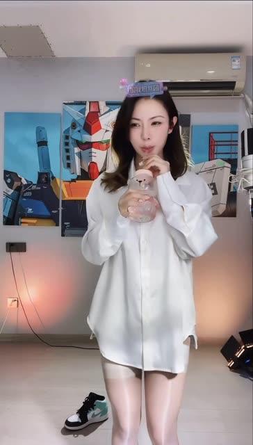 抖音一只霸王兽全程腿抖视频,精彩腿抖瞬间大揭秘 抖音一只霸王兽全程腿抖视频,精彩腿抖瞬间大揭秘