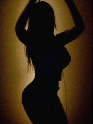 雅恩北北舞蹈小野马版本，快来看看她的热辣舞姿