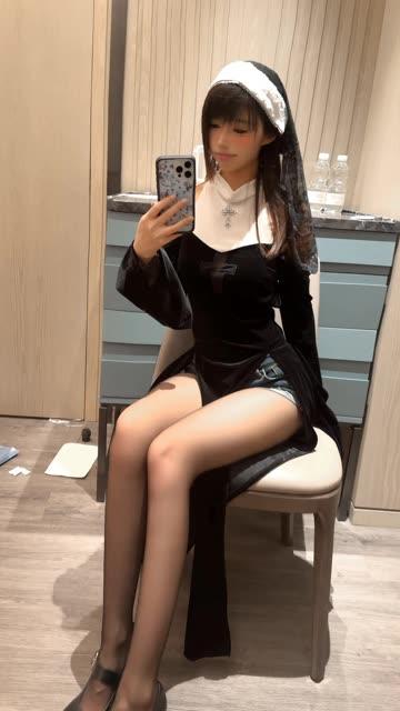 奈芙芙(碎觉觉)跳舞视频,她的舞蹈为何如此受欢迎 奈芙芙(碎觉觉)跳舞视频,她的舞蹈为何如此受欢迎