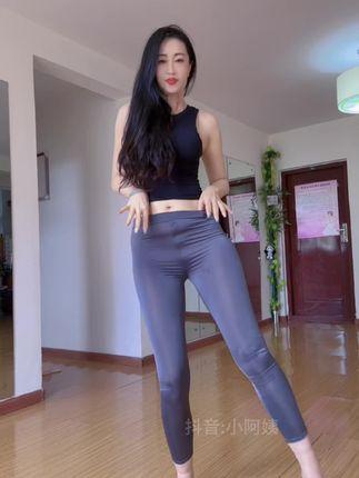 抖音小阿姨大王众筹热舞合集,小阿姨大王最热舞蹈资源 抖音小阿姨大王众筹热舞合集,小阿姨大王最热舞蹈资源