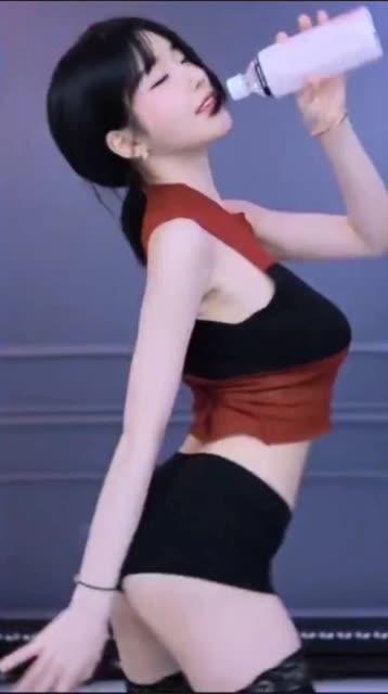 BJ黑珍珠组合最新歌曲，全新音乐风潮BJ黑珍珠组合的新歌，如何引领潮流