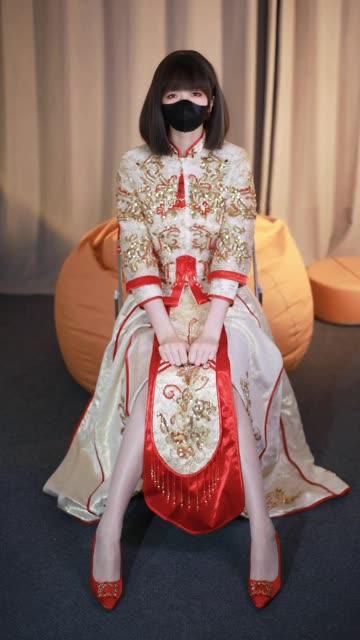 白龙猫女事件的后续发展，白龙猫女封号背后有何内幕？