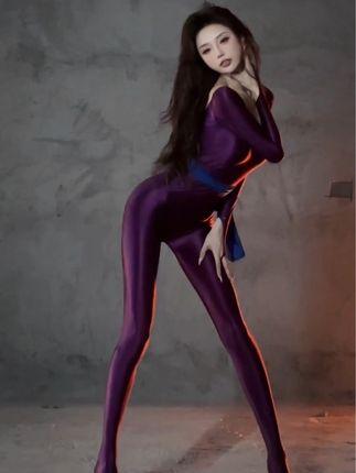 万万老师Drama翻跳视频，热门翻跳视频深度解析