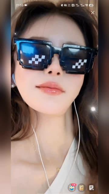 抖音迷人的张奶奶的录屏分享，网红录屏视频下载