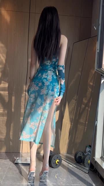 一只霸王兽土豪双机位视频,如何下载她的独家视频 一只霸王兽土豪双机位视频,如何下载她的独家视频