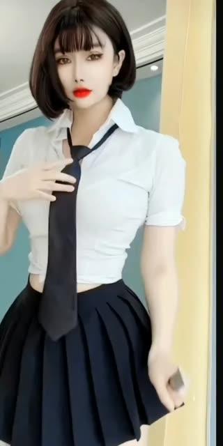 快手二姐疼你最新动态，她的未来发展方向解析