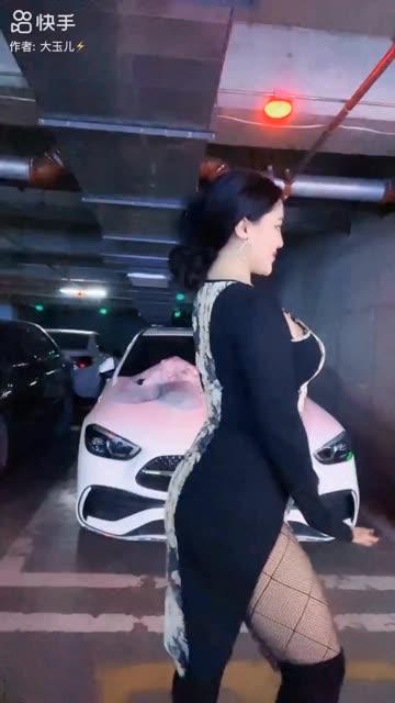 快手大玉儿的私人舞蹈教学，如何学习大玉儿的舞蹈技巧？