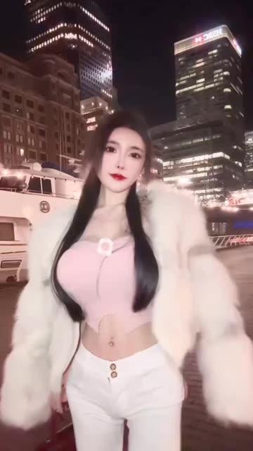 快手舞蹈达人雪儿baby档案揭秘，她的过去与现在