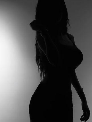 糊涂小Y抖音账号事件，她的封号风波与抖音争议