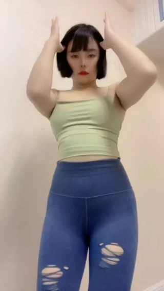 快手安琪悦热舞合集，从清纯到热辣的全面解析