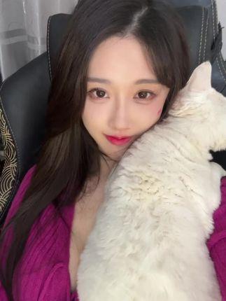 轩子巨二兔回归微密圈,最新内容抢先体验 轩子巨二兔回归微密圈,最新内容抢先体验