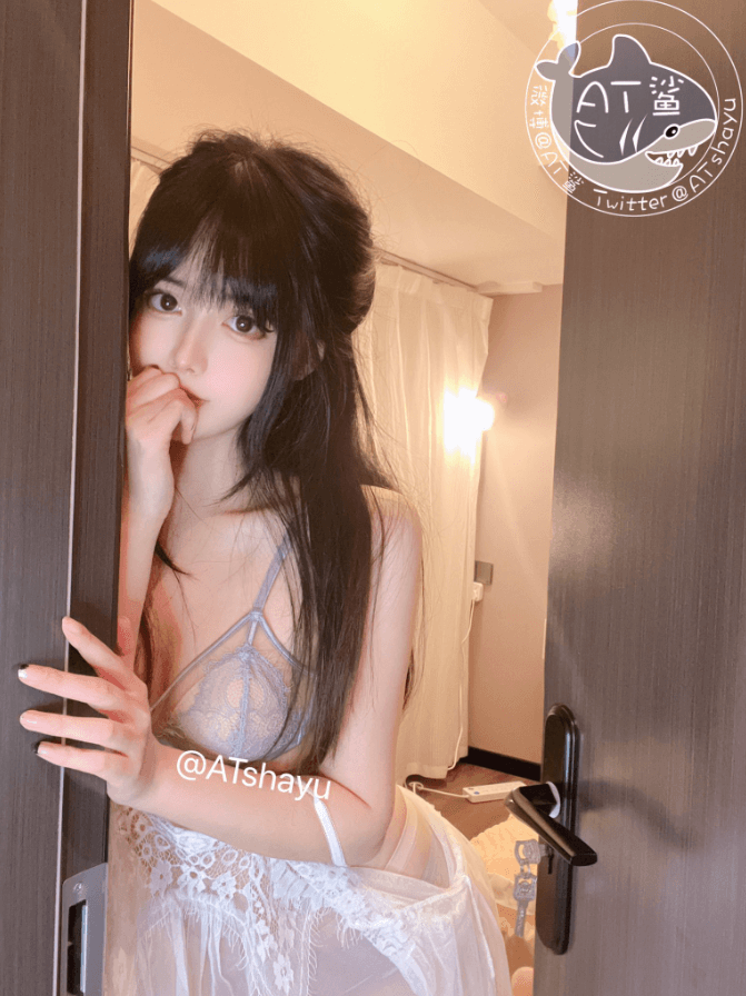 at鲨朋友圈图片包资源作品，推特日系元气网红