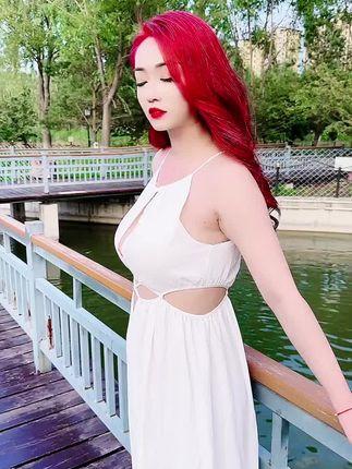 一个小球球付费视频合集，网红舞蹈视频付费内容解析