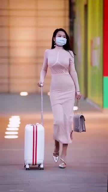 二姐疼你去哪了？她的社交平台动态跟踪