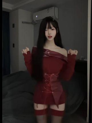 小马漫漫直播活动，了解她的直播互动与精彩瞬间